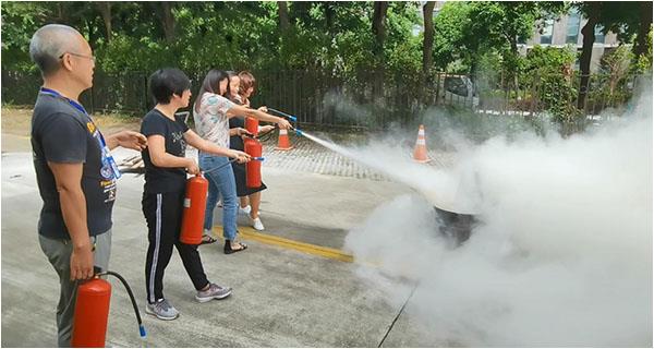 突擊式消防演練，安全生產(chǎn)沒有彩排！